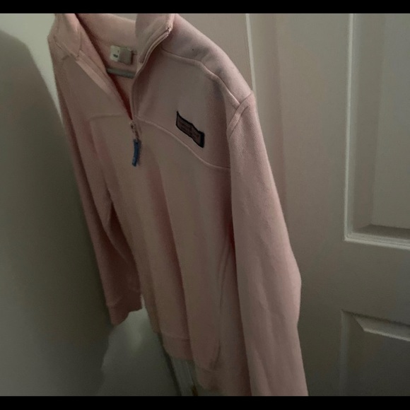 Vineyard vines pull over - Picture 3 of 4